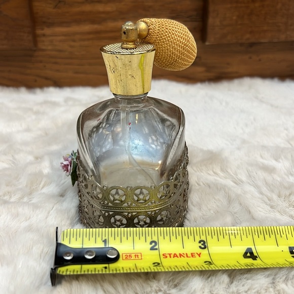Vintage 1930”s refillable glass perfume bottle with atomizer - Picture 8 of 8